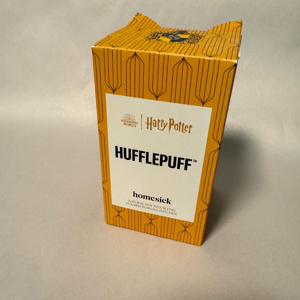 Hufflepuff candle from Harry Potter
